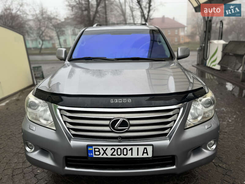 Lexus LX 2008