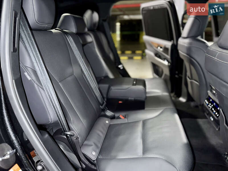 Позашляховик / Кросовер Lexus LX 2022 в Києві