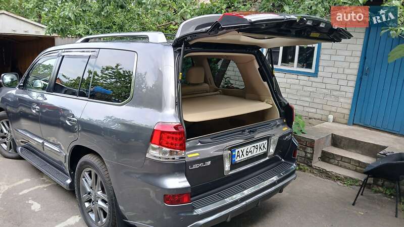 Позашляховик / Кросовер Lexus LX 2013 в Харкові