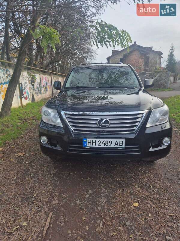 Позашляховик / Кросовер Lexus LX 2011 в Одесі