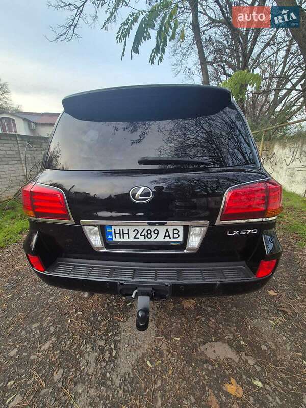 Позашляховик / Кросовер Lexus LX 2011 в Одесі