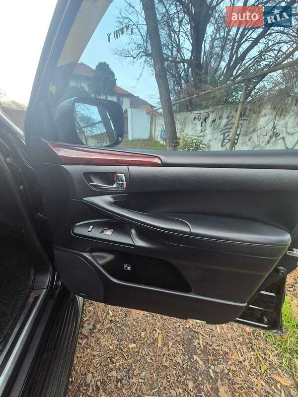 Позашляховик / Кросовер Lexus LX 2011 в Одесі