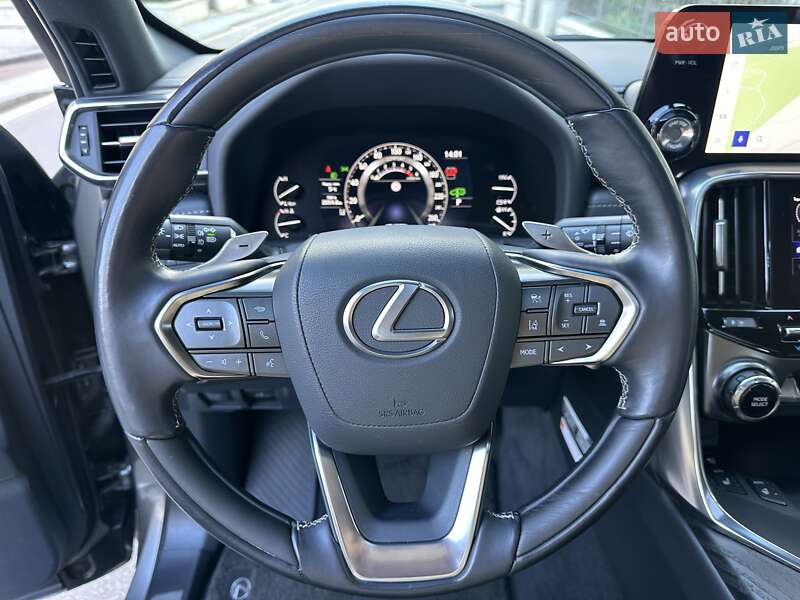 Позашляховик / Кросовер Lexus LX 2022 в Києві