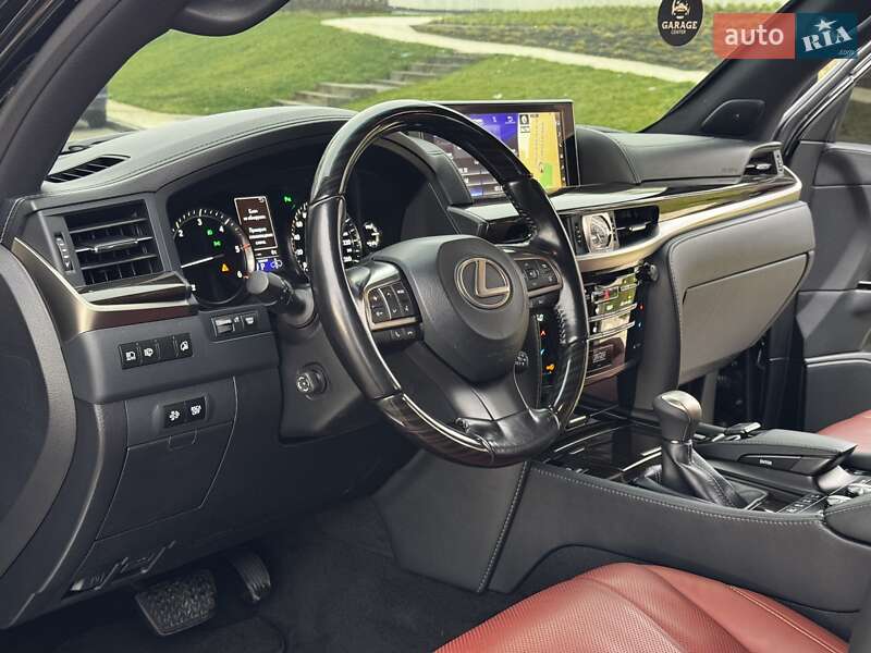 Позашляховик / Кросовер Lexus LX 2020 в Івано-Франківську