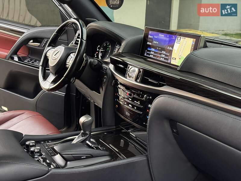 Позашляховик / Кросовер Lexus LX 2020 в Івано-Франківську