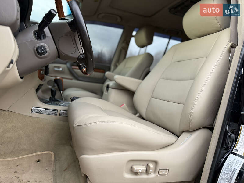 Позашляховик / Кросовер Lexus LX 2004 в Івано-Франківську