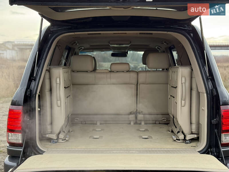 Позашляховик / Кросовер Lexus LX 2004 в Івано-Франківську