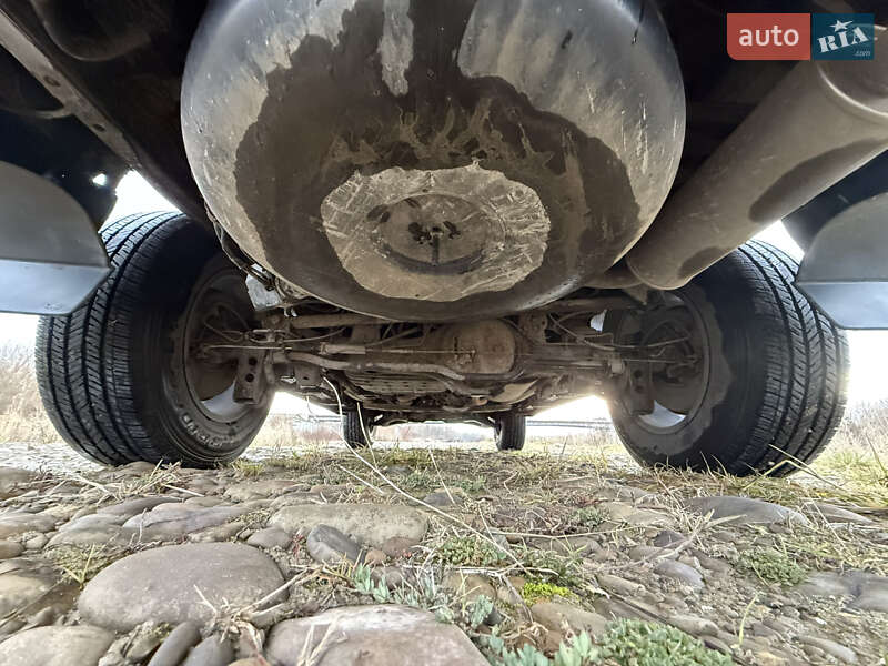 Позашляховик / Кросовер Lexus LX 2004 в Івано-Франківську