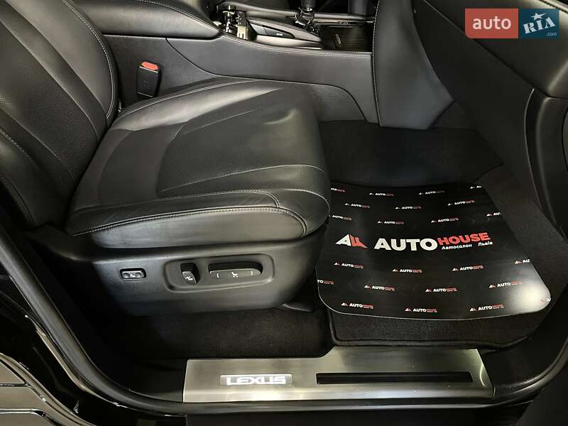 Внедорожник / Кроссовер Lexus LX 2019 в Львове фото 44 Внедорожник / Кроссовер Lexus LX 2019 в Львове