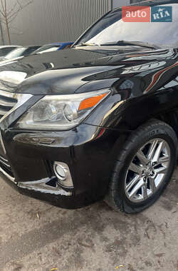Внедорожник / Кроссовер Lexus LX 2012 в Краснограде