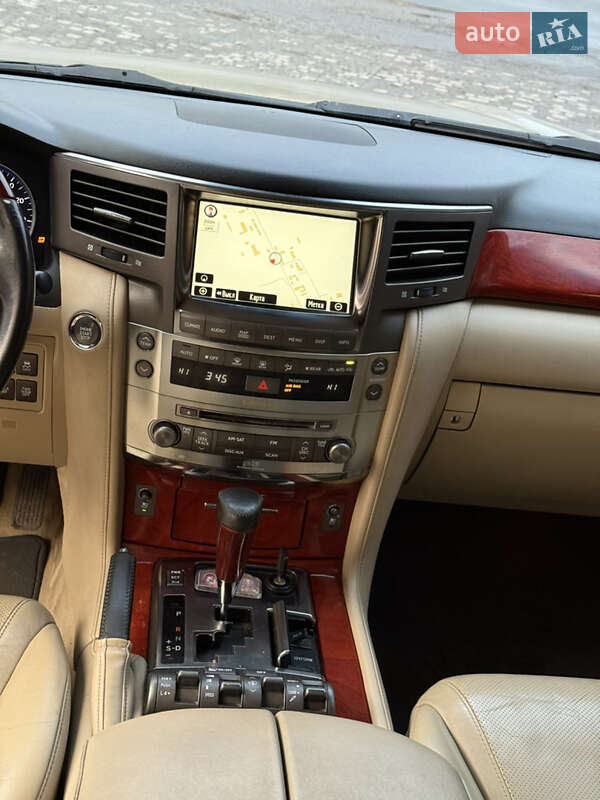 Позашляховик / Кросовер Lexus LX 2008 в Хмельницькому