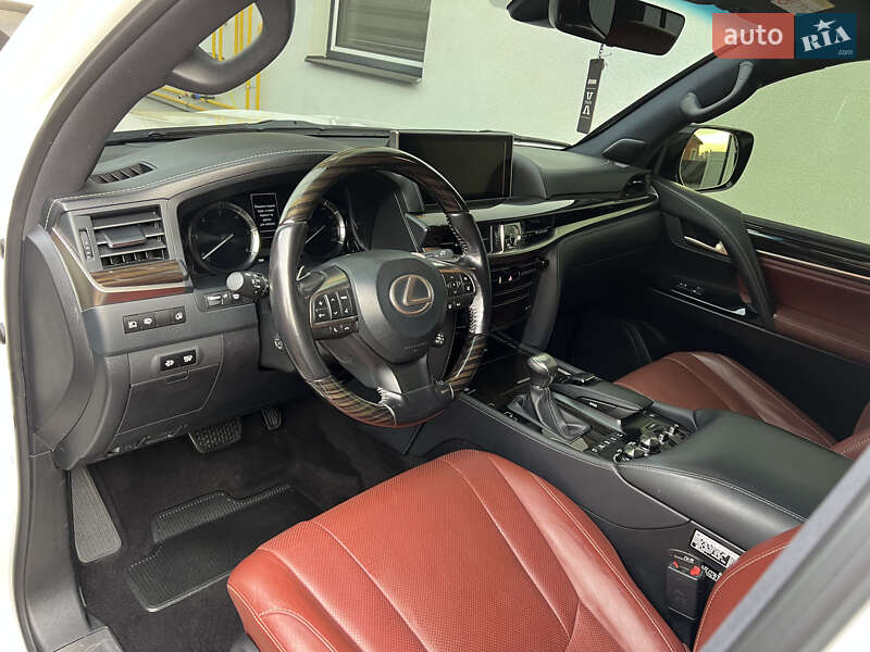 Позашляховик / Кросовер Lexus LX 2019 в Вінниці