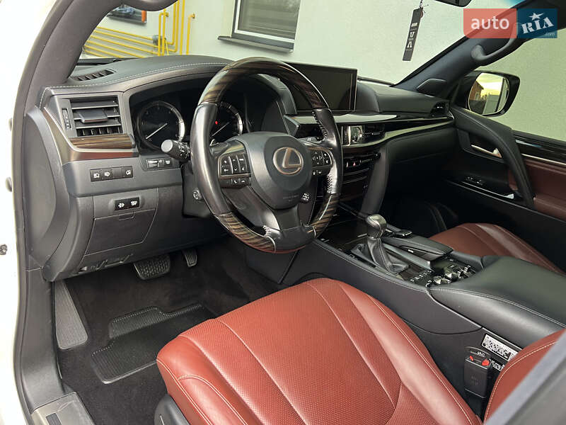 Позашляховик / Кросовер Lexus LX 2019 в Вінниці