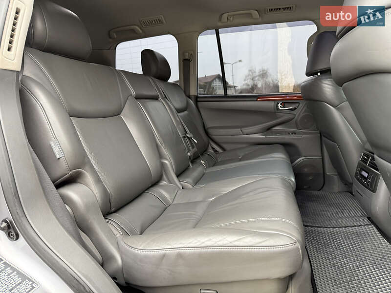 Внедорожник / Кроссовер Lexus LX 2008 в Днепре