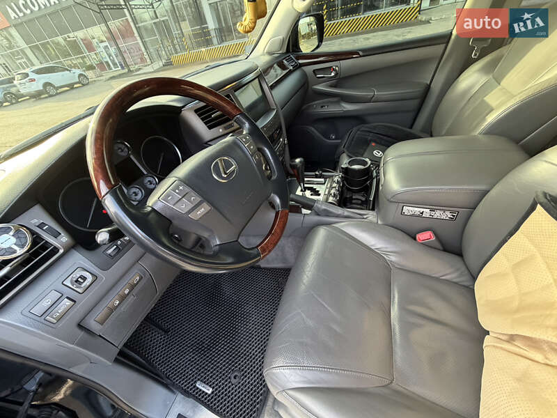 Внедорожник / Кроссовер Lexus LX 2010 в Днепре фото 21 Внедорожник / Кроссовер Lexus LX 2010 в Днепре