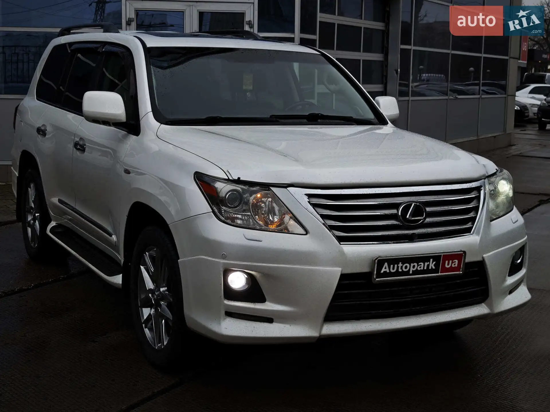 2011 Lexus LX - мініатюра 4
