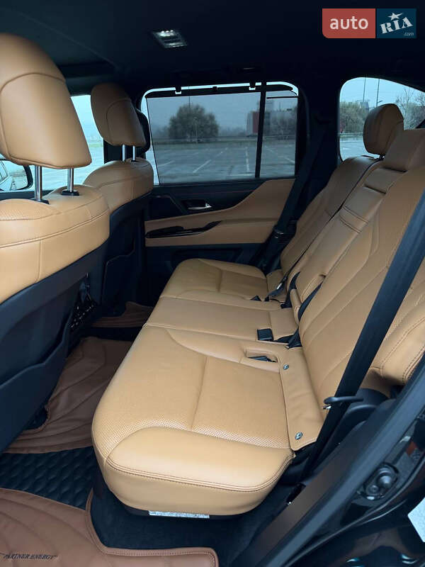 Внедорожник / Кроссовер Lexus LX 2023 в Киеве