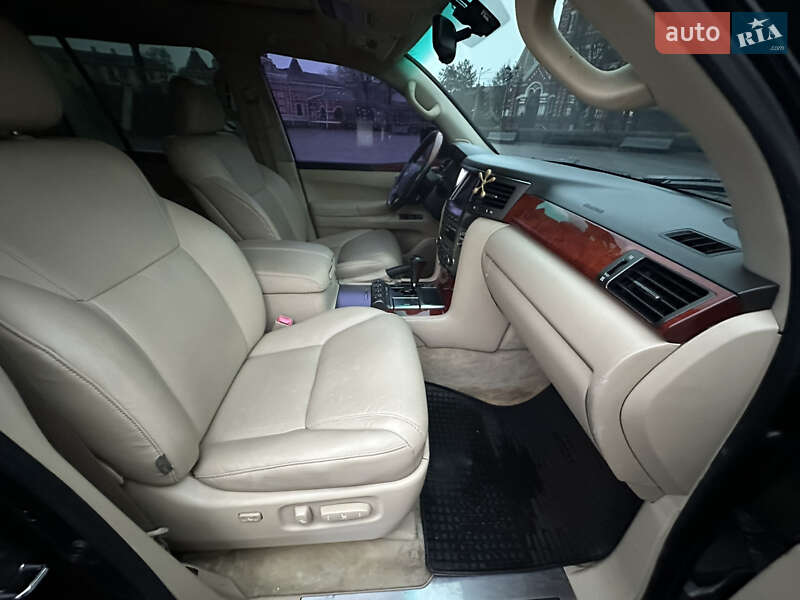 Внедорожник / Кроссовер Lexus LX 2008 в Днепре