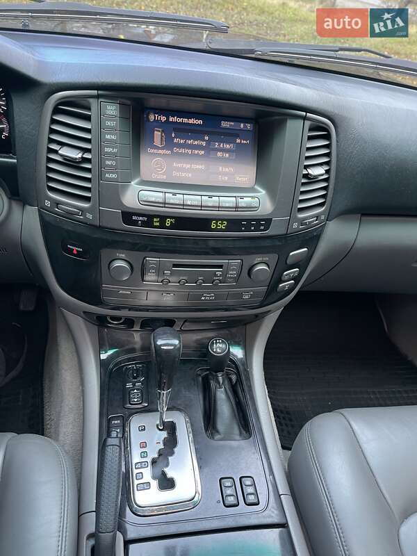 Позашляховик / Кросовер Lexus LX 2004 в Косові