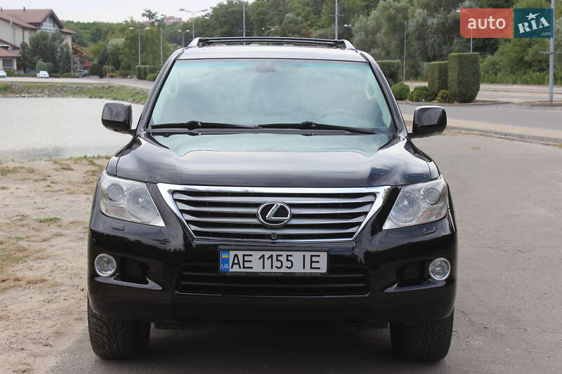 Внедорожник / Кроссовер Lexus LX 2010 в Днепре
