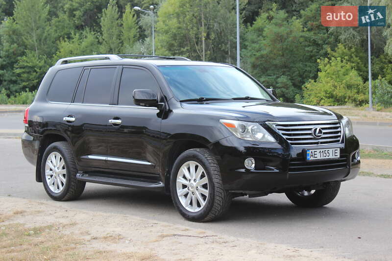 Внедорожник / Кроссовер Lexus LX 2010 в Днепре