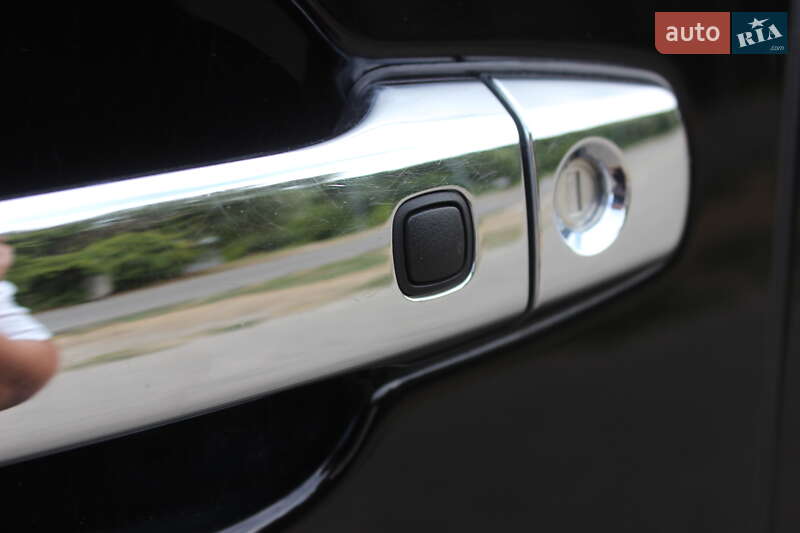 Внедорожник / Кроссовер Lexus LX 2010 в Днепре