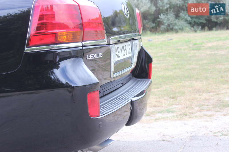 Внедорожник / Кроссовер Lexus LX 2010 в Днепре