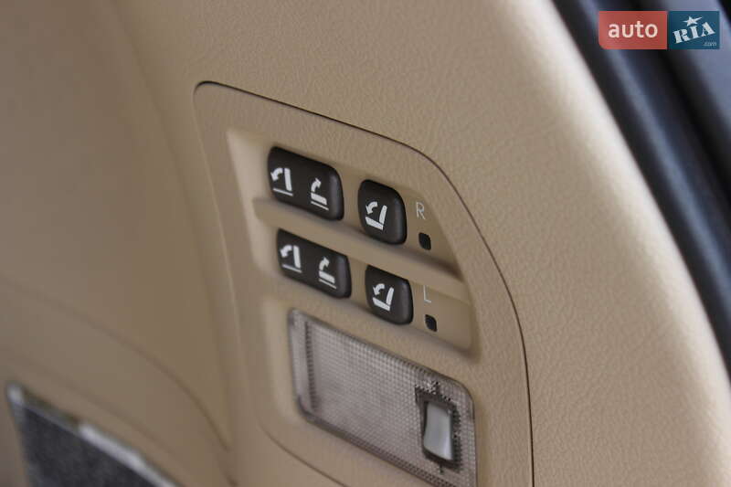 Внедорожник / Кроссовер Lexus LX 2010 в Днепре