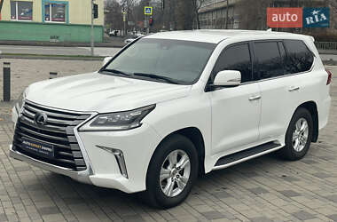 Внедорожник / Кроссовер Lexus LX 2017 в Днепре