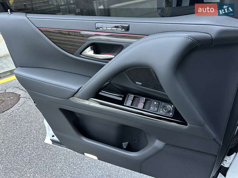 Внедорожник / Кроссовер Lexus LX 2022 в Киеве фото 42 Внедорожник / Кроссовер Lexus LX 2022 в Киеве