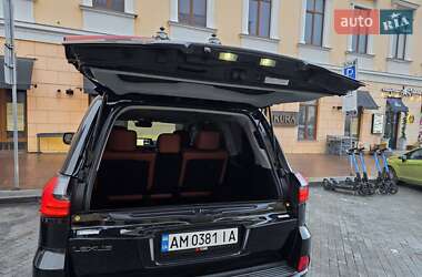 Внедорожник / Кроссовер Lexus LX 2015 в Коростышеве