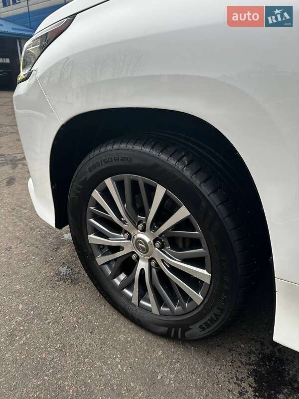 Внедорожник / Кроссовер Lexus LX 2017 в Кременчуге фото 10 Внедорожник / Кроссовер Lexus LX 2017 в Кременчуге
