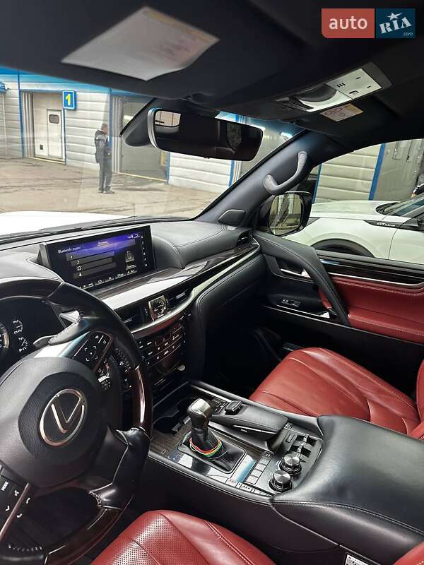 Внедорожник / Кроссовер Lexus LX 2017 в Кременчуге фото 13 Внедорожник / Кроссовер Lexus LX 2017 в Кременчуге