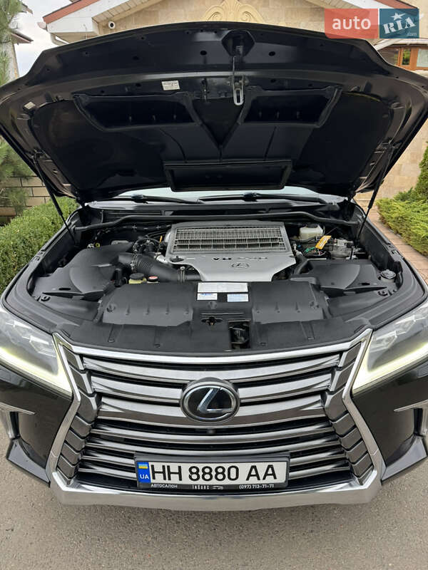 Внедорожник / Кроссовер Lexus LX 2016 в Одессе фото 12 Внедорожник / Кроссовер Lexus LX 2016 в Одессе