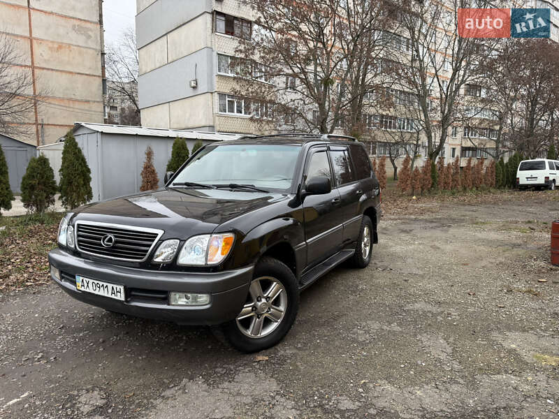 Внедорожник / Кроссовер Lexus LX 1999 в Харькове