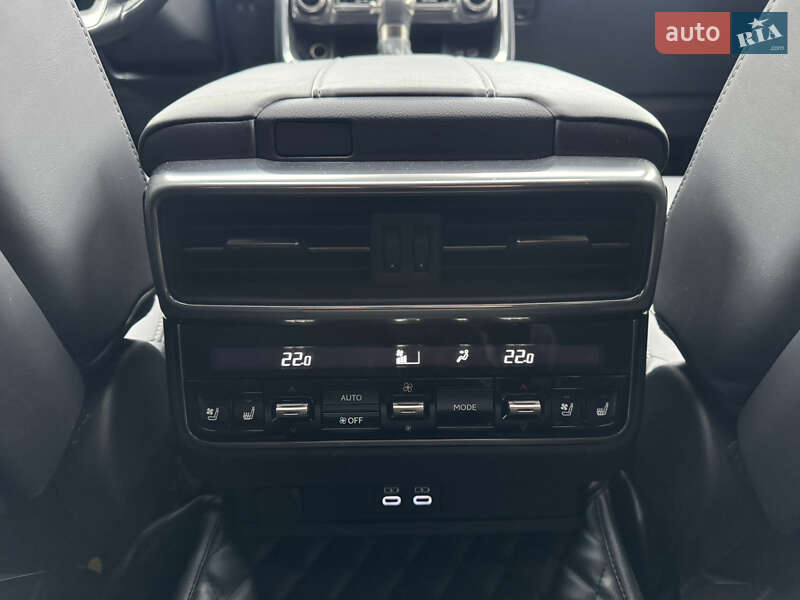 Внедорожник / Кроссовер Lexus LX 2022 в Киеве