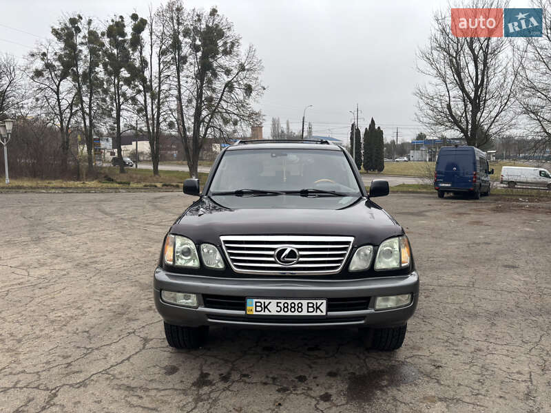 Внедорожник / Кроссовер Lexus LX 2007 в Ровно