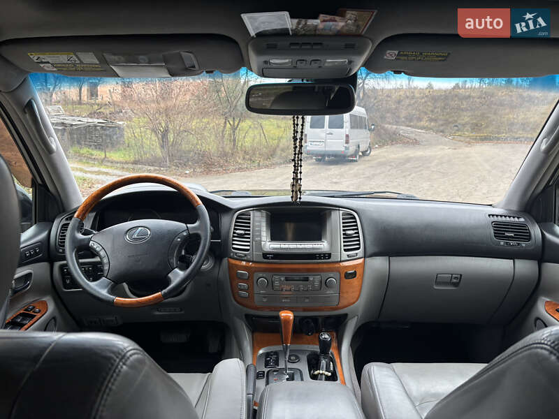 Внедорожник / Кроссовер Lexus LX 2007 в Ровно