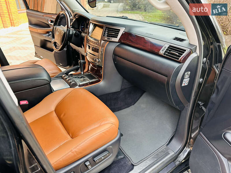 Внедорожник / Кроссовер Lexus LX 2011 в Днепре фото 26 Внедорожник / Кроссовер Lexus LX 2011 в Днепре