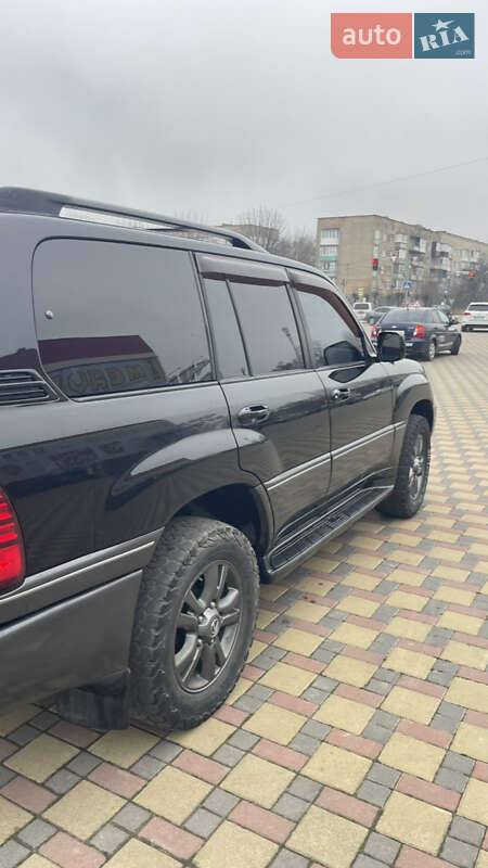 Внедорожник / Кроссовер Lexus LX 2005 в Гайсине