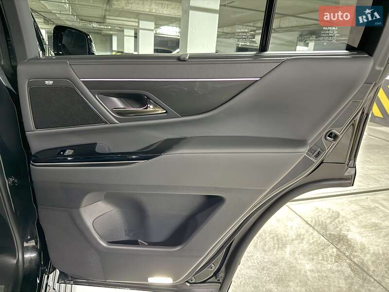 Внедорожник / Кроссовер Lexus LX 2025 в Днепре фото 37 Внедорожник / Кроссовер Lexus LX 2025 в Днепре