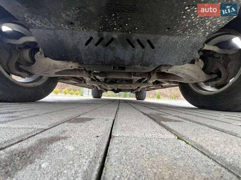 Внедорожник / Кроссовер Lexus LX 2001 в Сваляве фото 28 Внедорожник / Кроссовер Lexus LX 2001 в Сваляве