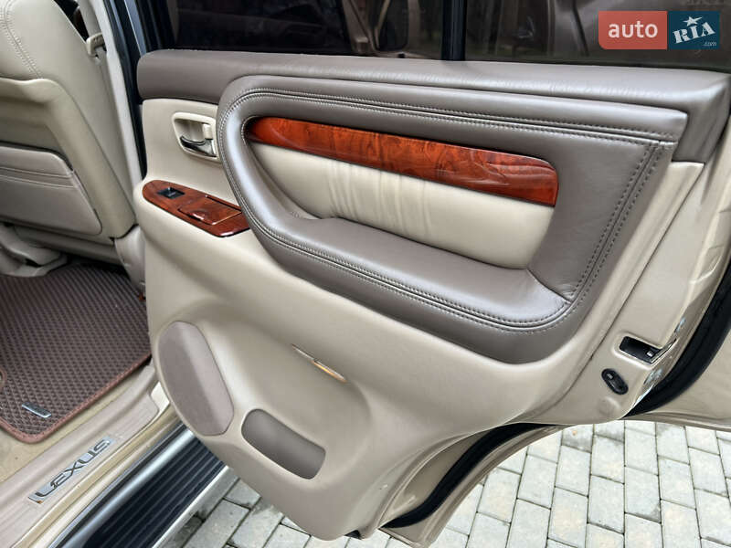 Внедорожник / Кроссовер Lexus LX 2001 в Сваляве фото 60 Внедорожник / Кроссовер Lexus LX 2001 в Сваляве