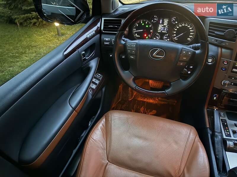 Внедорожник / Кроссовер Lexus LX 2013 в Киеве фото 17 Внедорожник / Кроссовер Lexus LX 2013 в Киеве