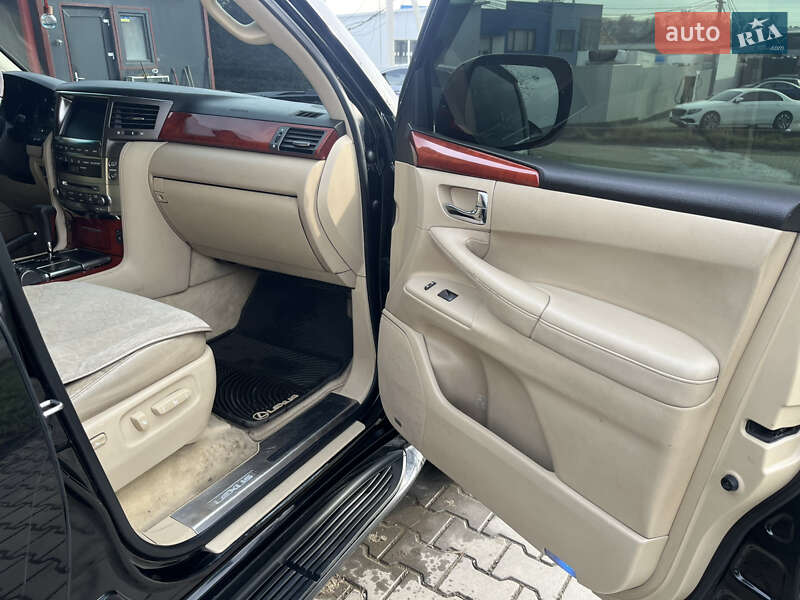Внедорожник / Кроссовер Lexus LX 2008 в Черновцах фото 13 Внедорожник / Кроссовер Lexus LX 2008 в Черновцах