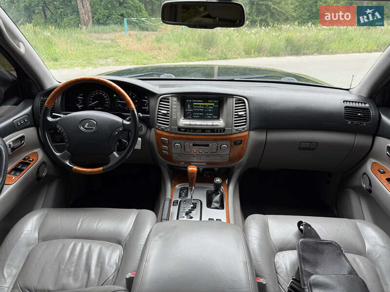 Внедорожник / Кроссовер Lexus LX 2007 в Киеве