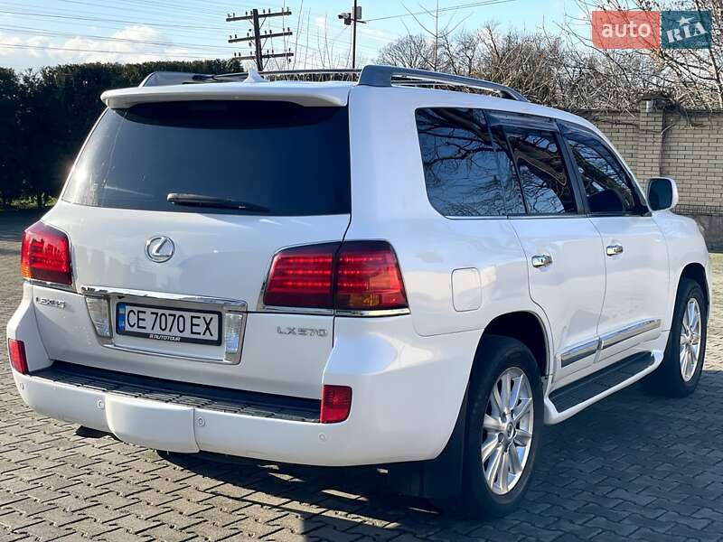 Внедорожник / Кроссовер Lexus LX 2008 в Черновцах