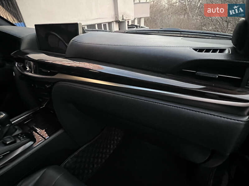 Внедорожник / Кроссовер Lexus LX 2019 в Киеве фото 29 Внедорожник / Кроссовер Lexus LX 2019 в Киеве