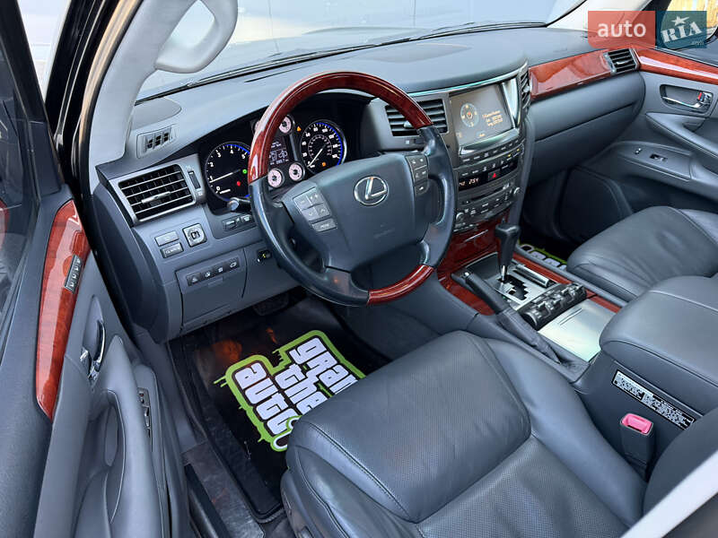 Внедорожник / Кроссовер Lexus LX 2008 в Киеве фото 17 Внедорожник / Кроссовер Lexus LX 2008 в Киеве
