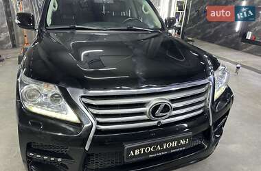 Внедорожник / Кроссовер Lexus LX 2013 в Киеве